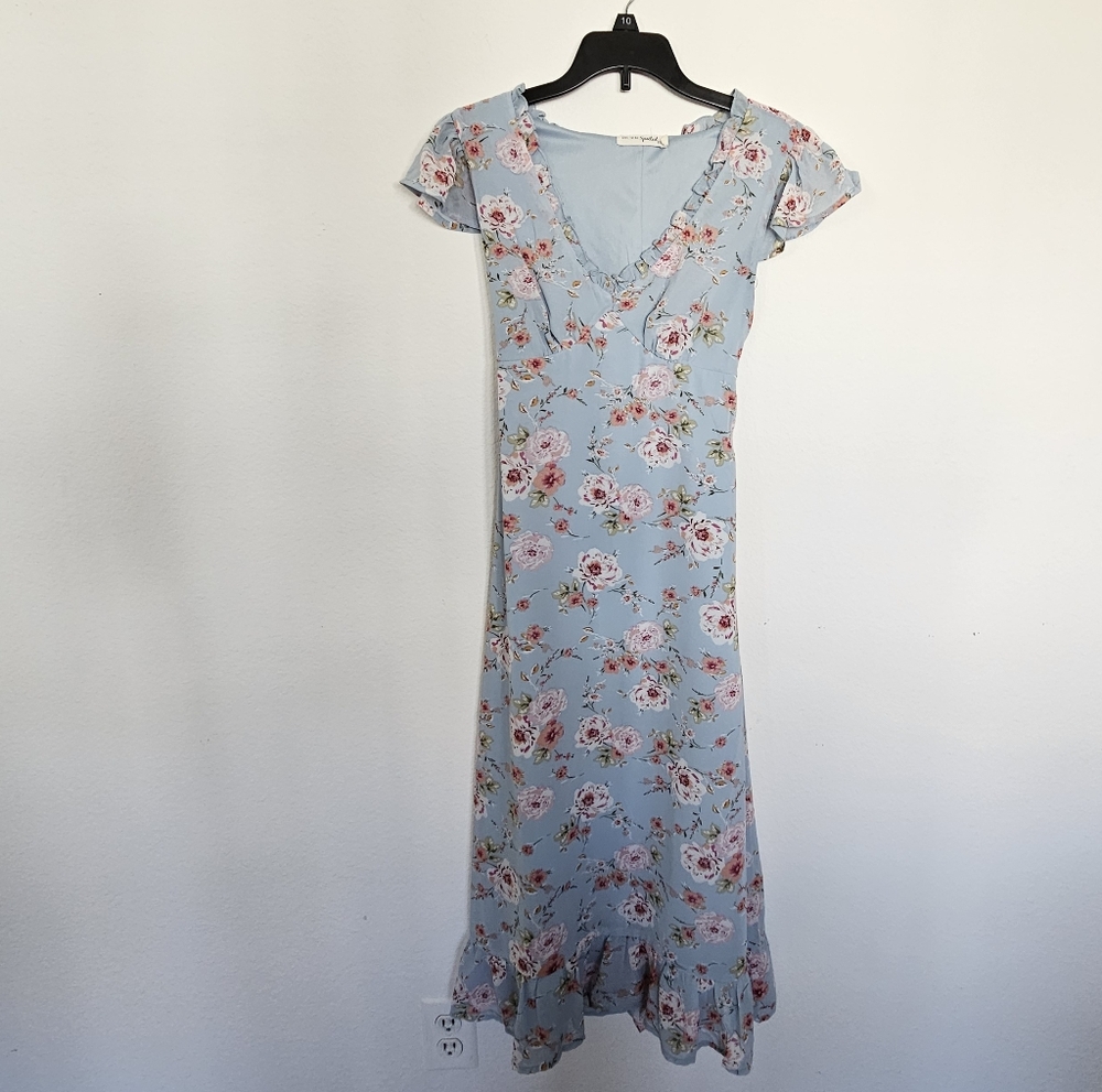 Juniors Light Blue Floral Dress Size XS Live To Be Spoiled